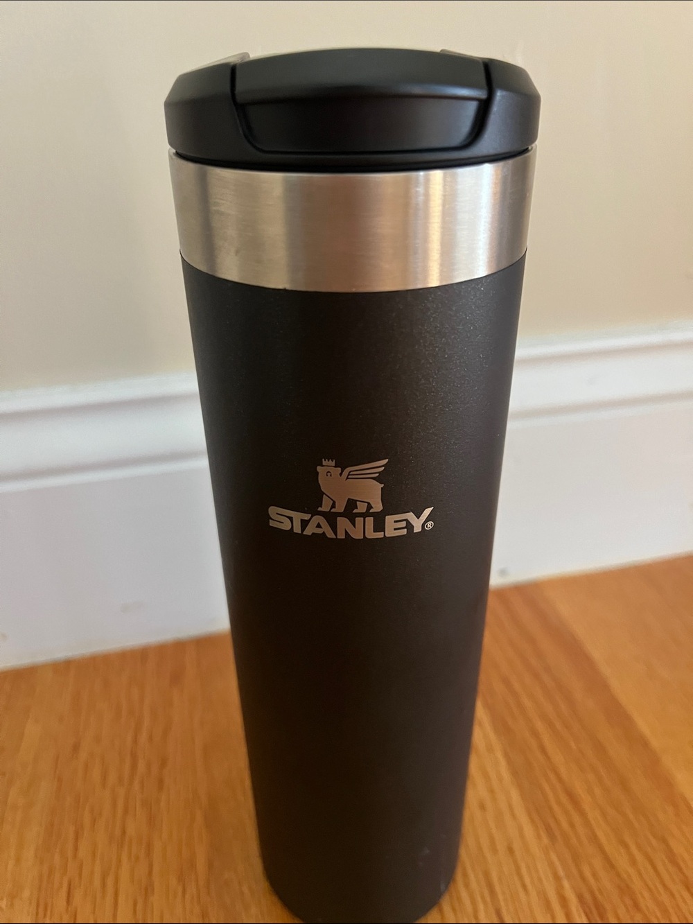 Stanley Aero Light 20 oz Black BPA Free Insulated Bottle
